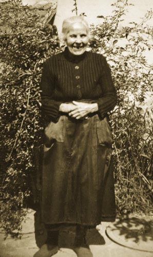 Olaya Lopez-Medina mère de Anna Medina.jpg (59 Ko)